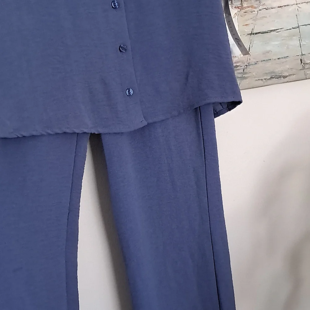 Two-piece Button Down Lavender Pants Set - Picture 4 of 9